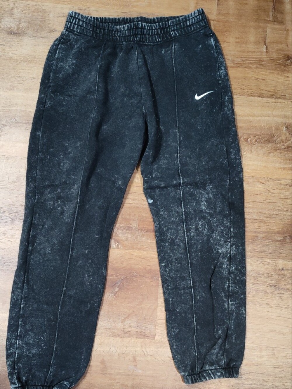 Nike Black Acid-Wash Women's Joggers with White Swoosh - Picture 2 of 6
